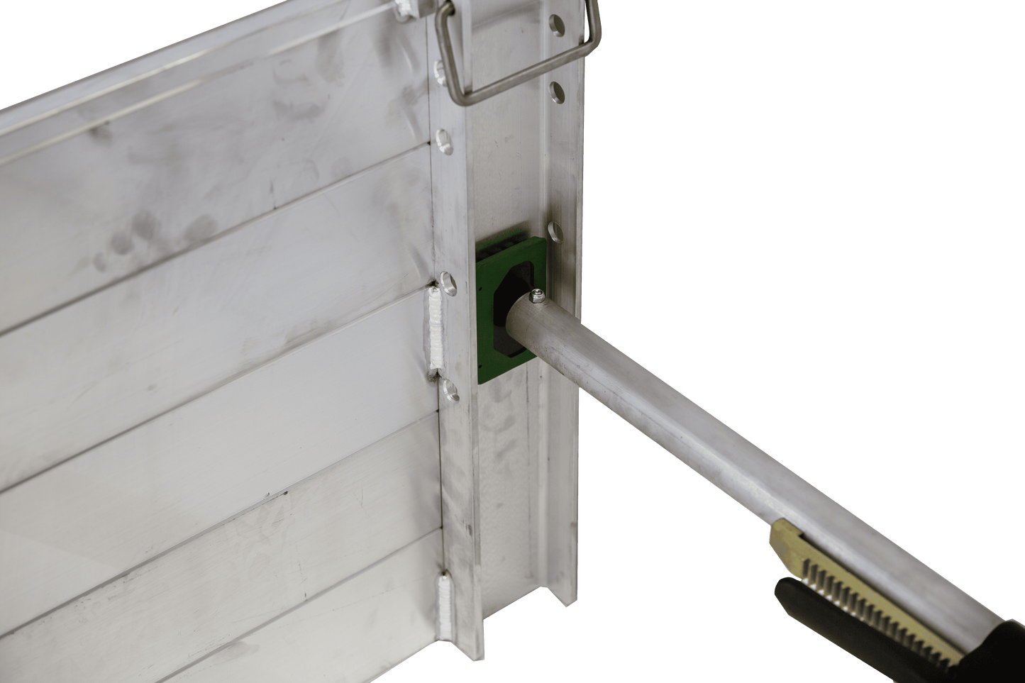 Aluminium Panel and Speed Brace